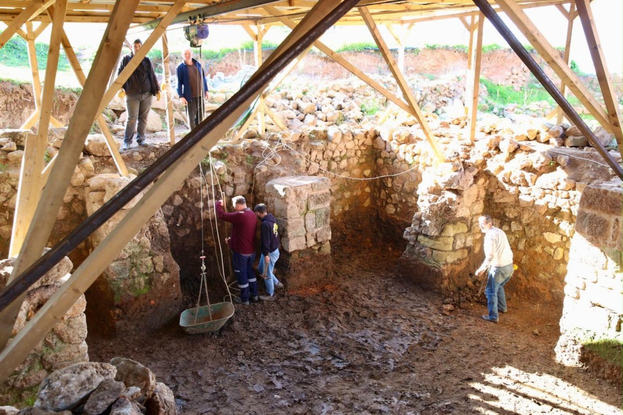 KURUL’DA GEÇMİŞİN İZLERİ GÜN YÜZÜNE ÇIKIYOR