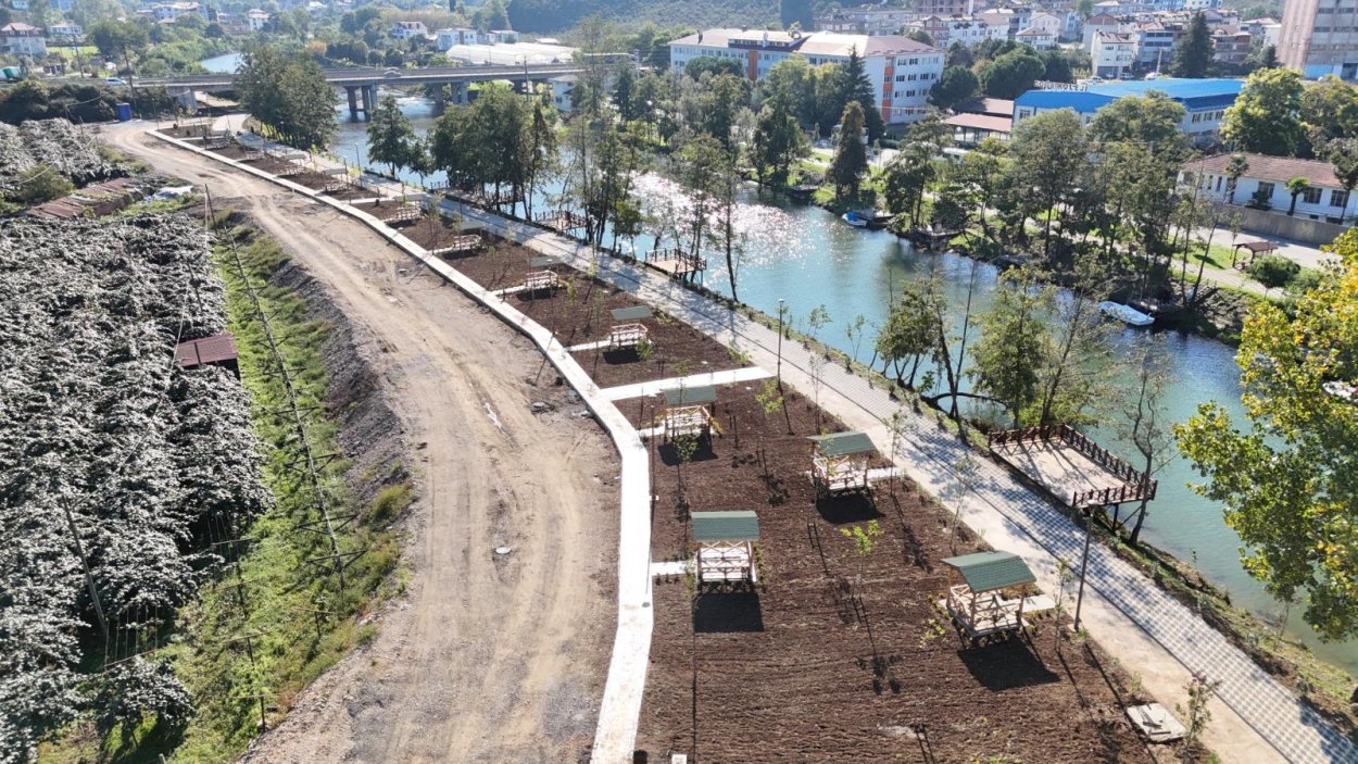 KORDON PARK’TA SON RÖTUŞLAR